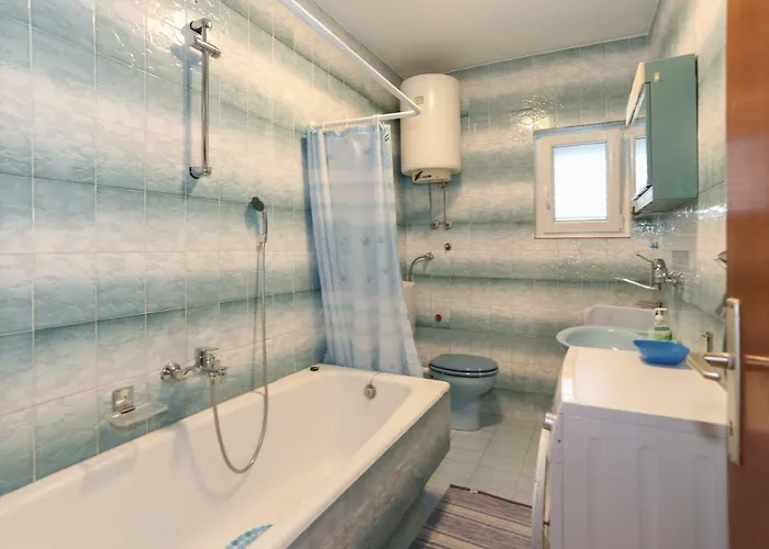 Apartament Oleander, Three-Bedroom Apartment In Trogir *