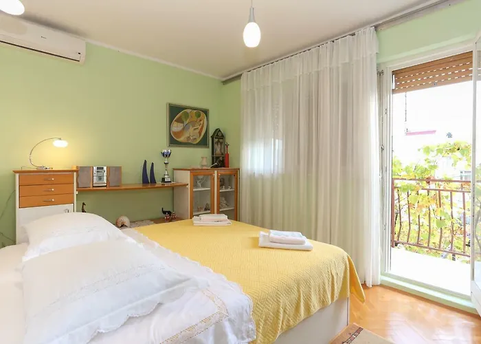 Oleander, Three-Bedroom Apartment In Trogir Apartament *