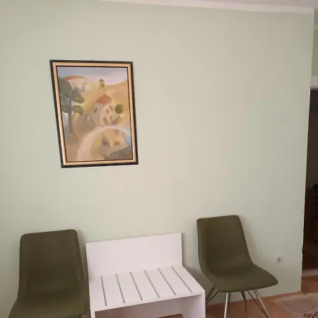 Oleander, Three-Bedroom Apartment In Trogir *